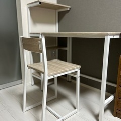 ニトリ家具　机　ラック付きデスク•チェアセット