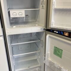 ☆中古￥19,800！Hisense 227㍑2ドア冷蔵庫 家電 HR-B2302型 2020年製