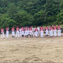 秋田市を拠点として草野球をしています。