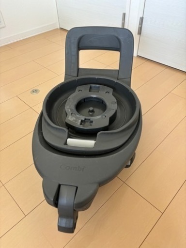 コンビ　combi チャイルドシート　the s ISOFIX のせかえベース