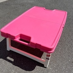 簡易　外用　テーブル　ピンク　お庭ピクニック