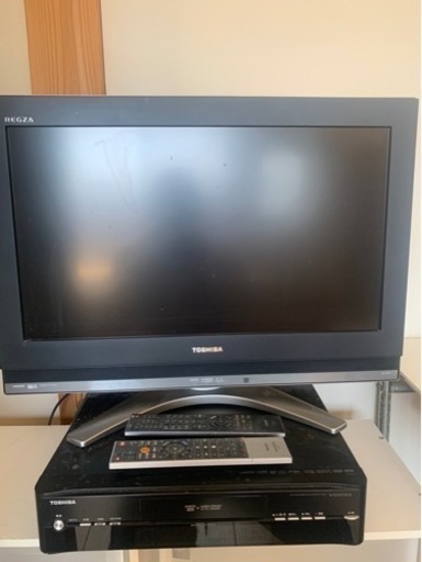液晶テレビREGZA DVDプレイヤー