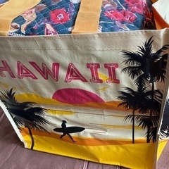 ハワイ 大きなショッピングバッグ