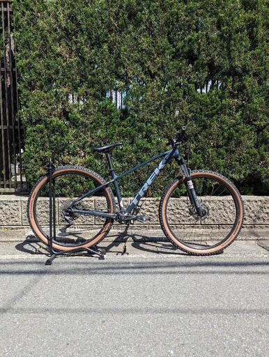 マウンテンバイク TREK MARLIN7 M 2021