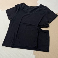 ENVYM 黒Tシャツ