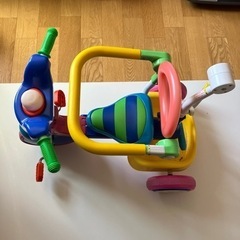 三輪車　おもちゃ 知育玩具