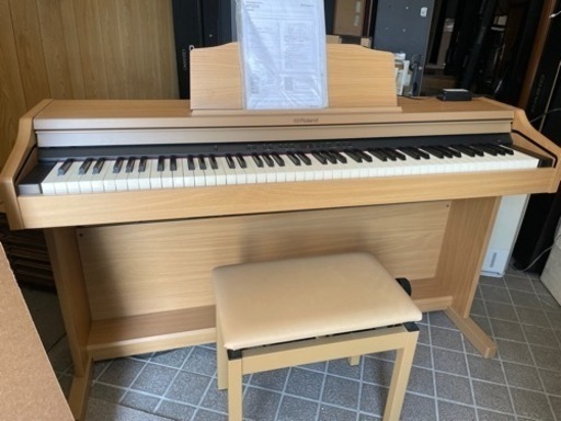 2019年製Roland RP501R 電子ピアノ 中古美品 88鍵盤、椅子付き  