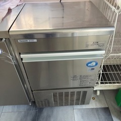 キッチン製氷機