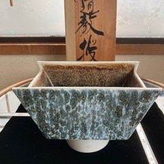 四角　花器  剣山受付 陶器 水盤 花瓶 フラワーベース