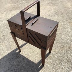 希少　美品　ビンテージ　ソーイングボックス　木製　古道具　裁縫箱　幅37.5 EA214)ヴィンテージ 木製 ソーイングボックス 裁縫箱 ヨーロッパ輸入品