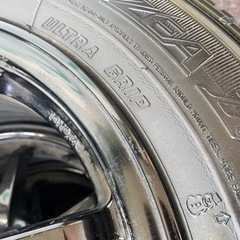 車のパーツ タイヤプリウスホ純正ホイールスタドッレスタイヤ、ホイール