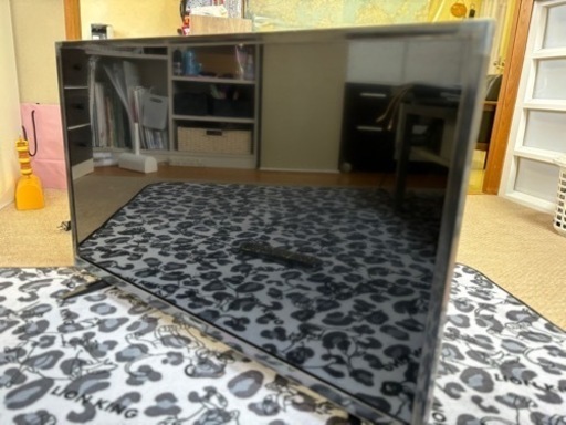 LED液晶テレビ32型