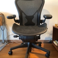 アーロンチェア（Aeron Chair）　Herman Mill...