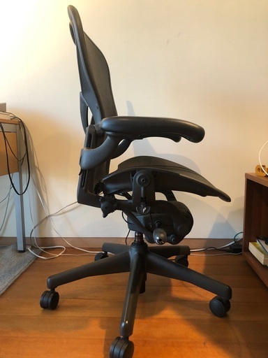 アーロンチェア（Aeron Chair）　Herman Miller　引き取りに来てください