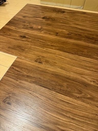 フロアタイル　タンスのゲン　8畳分