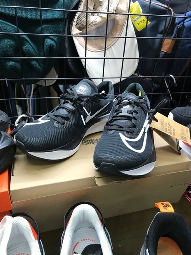 NIKE/ZOOM FLY5/ローカットスニーカー/DM8968 001  26､5cm