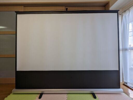 自立式100インチプロジェクタースクリーン【シアターハウス製】