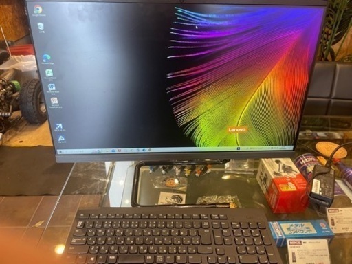 大容量1TB!! FHDキーボード付　　モニター　一体型デスクトップパソコン