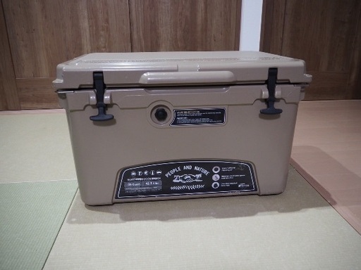 NORTHERN COOLER BOX　42.5リットル