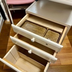 カリモク学習机4点セット　プリンセス