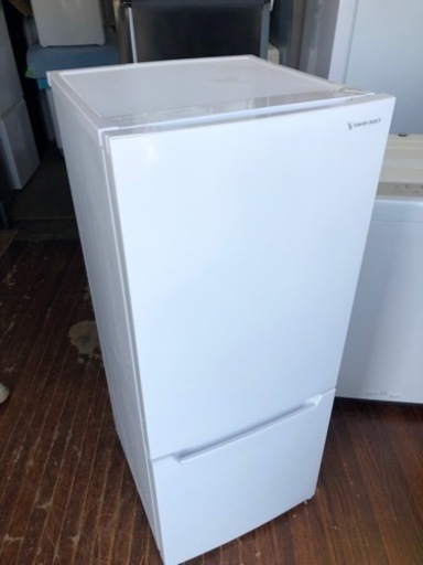 福岡市内配送設置無料　2022年式　YRZ-C12H1(ホワイト) 2ドア冷蔵庫 右開き 117L 幅478mm