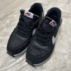 早い者勝ち NIKE スニーカー ワッフルデビュー 27cm 白...