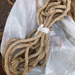 ロープ（2mくらい）