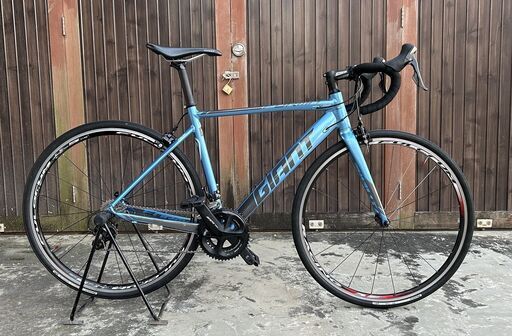 【佐賀県発】ロードバイク　ジャイアント　ＧＩＡＮＴ　シマノ１０５【引き取り限定】