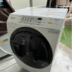 2016年製　Panasonic ドラム式洗濯乾燥機　容量9kg...