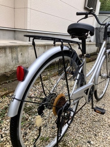 562、ママチャリ26インチシルバー