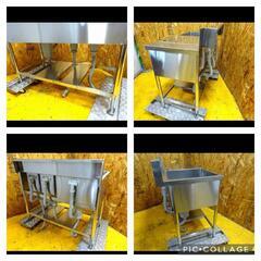 (1262)業務用 ステンレス 3槽 シンク 水切り板付き W1100D600H840BG150 中古品 三槽 3層 流し台 厨房 飲食店