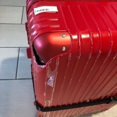セットで¥750スーツケース赤🟥、青🟦