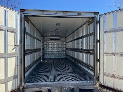 床アルミ良品【希少】 4トン冷凍冷蔵コンテナ 幅248cm長さ635cm高