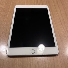 アップル Apple iPad mini 5 64GB シルバー...