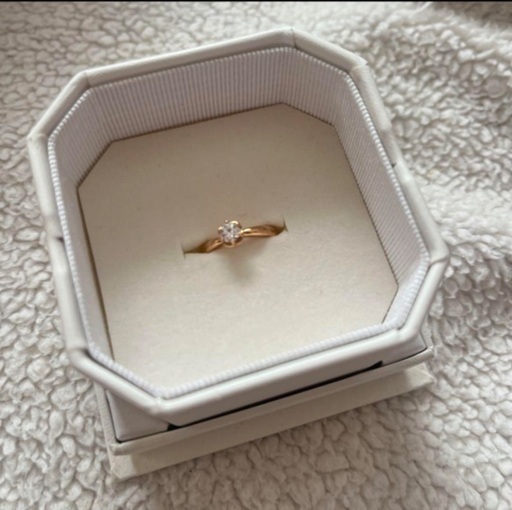美女と野獣　婚約指輪　プリンセス18K ディズニー　指輪