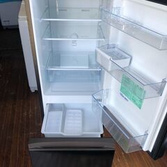 2022年式　ハイセンス 冷蔵庫 幅48.1cm 162L ブラック HR-D15FB 