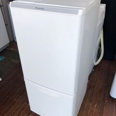 2020年式　パナソニック 冷蔵庫 幅48cm 138L マットバニラホワイト NR-B14DW-W 2ドア 右開き 自動霜取り 大きめ冷凍室 LED照明