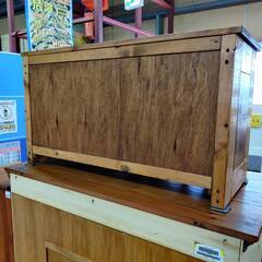 愛品倶楽部柏店】 3枚扉ローキャビネット ハートくりぬき扉付