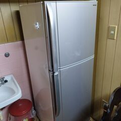 【SHARP2012年】冷蔵庫　
