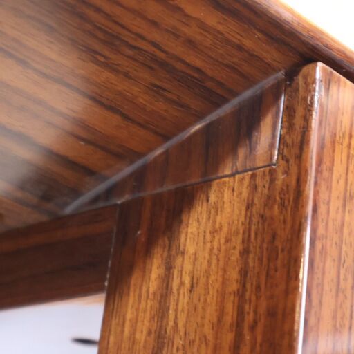 IDC OTSUKA(大塚家具)取扱いMATSUSO(松創)のローズウッドを使用した