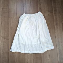 【ネット決済】マタニティ服にも　白スカート
