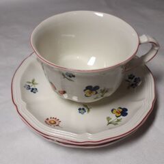 最終値下げ！ Villeroy＆Boch カップ＆ソーサー×2、...