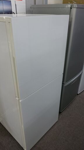 (2024.04.15　お買い上げありがとうございます。)（ツインバード）　2ドア冷蔵庫１４６L　２０１７年製　HR-E915　53ｃｍ幅　霜取り機能付き　単身向け　　高く買取るゾウ八幡東店