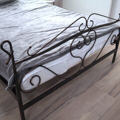 ◆marukita購入 アイアンフレーム ダブルベッド アンティーク シャビー マットレス付き◆