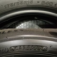 走行短め BS BRIDGESTONE BLIZZAK VRX2 175/65R15 15インチ スタッドレス 4本 22年製 キューブ ポルテ スイフト アクア MINI等　(KTM013)