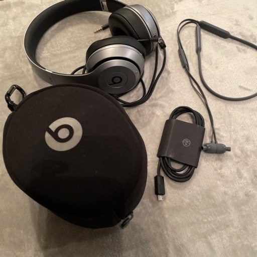 ヘッドフォン Beats