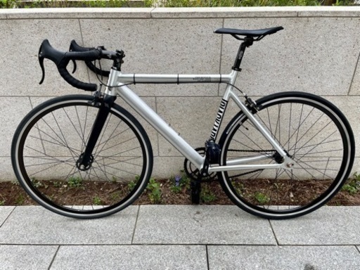 自転車  ピストバイク　ロードバイク　クロスバイク