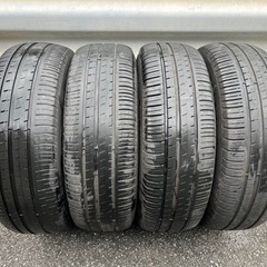 195/65R15 ピレリー