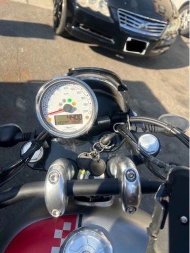 埼玉発 Moto Guzzi モトグッツィ V9 ボバー H29年式 4400km 検2年付