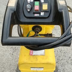 ローラーミル ガーデンシュレッダー 山善 YAMAZEN YRM-30　粉砕機　ウッドチッパー